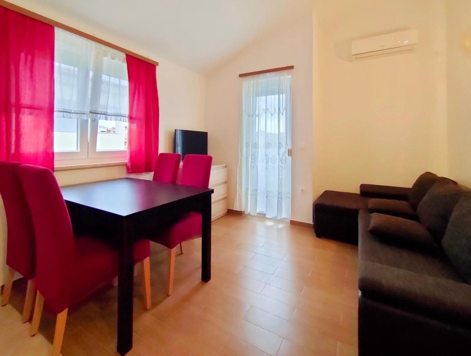 Apartments Zova Medulin Luaran gambar